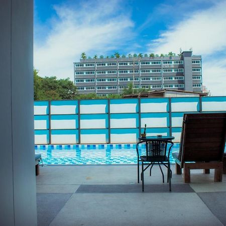 Baan Pakdi Pattaya Lägenhet Exteriör bild